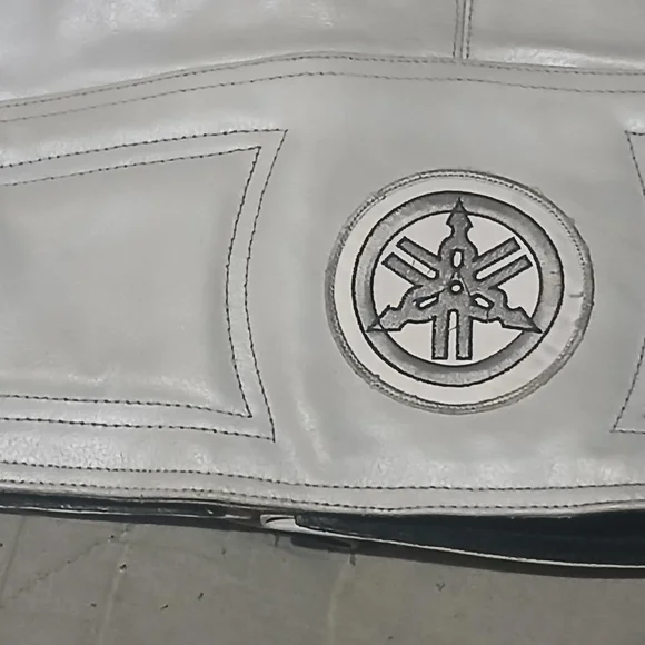 Yamaha R Leather Jacket - Picture 5 of 8